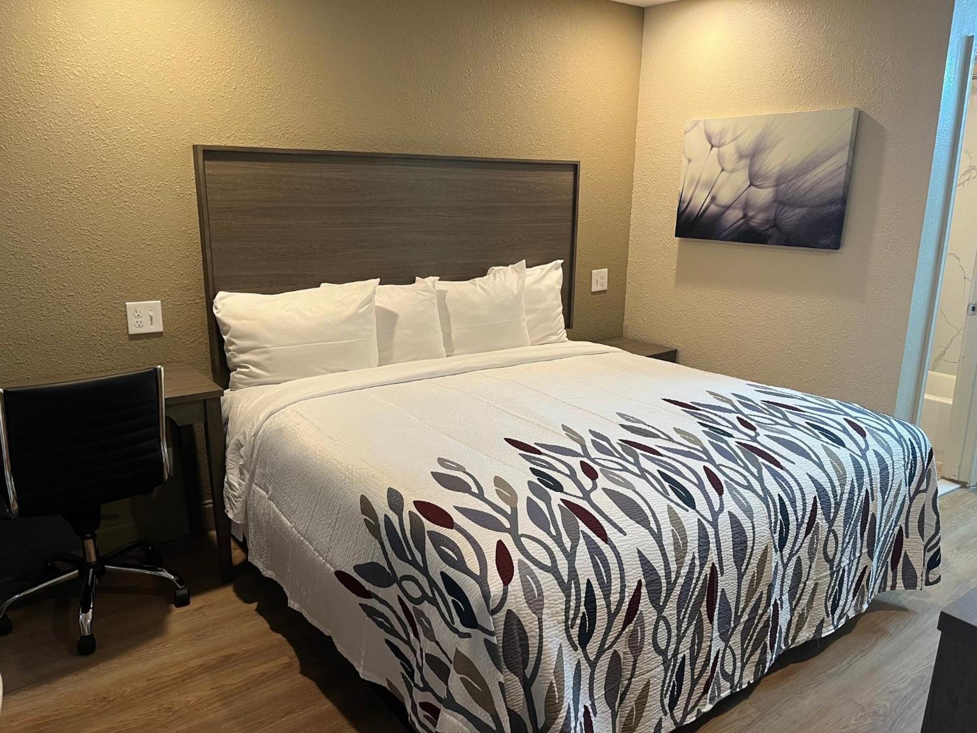 Red Roof Inn Haltom City المظهر الخارجي الصورة